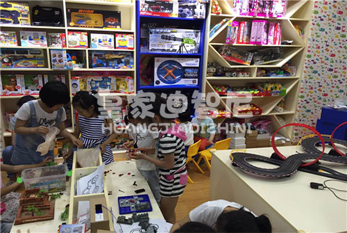 玩具店-開店經(jīng)驗(yàn)-皇家迪智尼兒童玩具店加盟官網(wǎng)